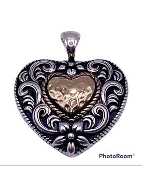 Western Heart Pendant! Fun Costume Jewelry!